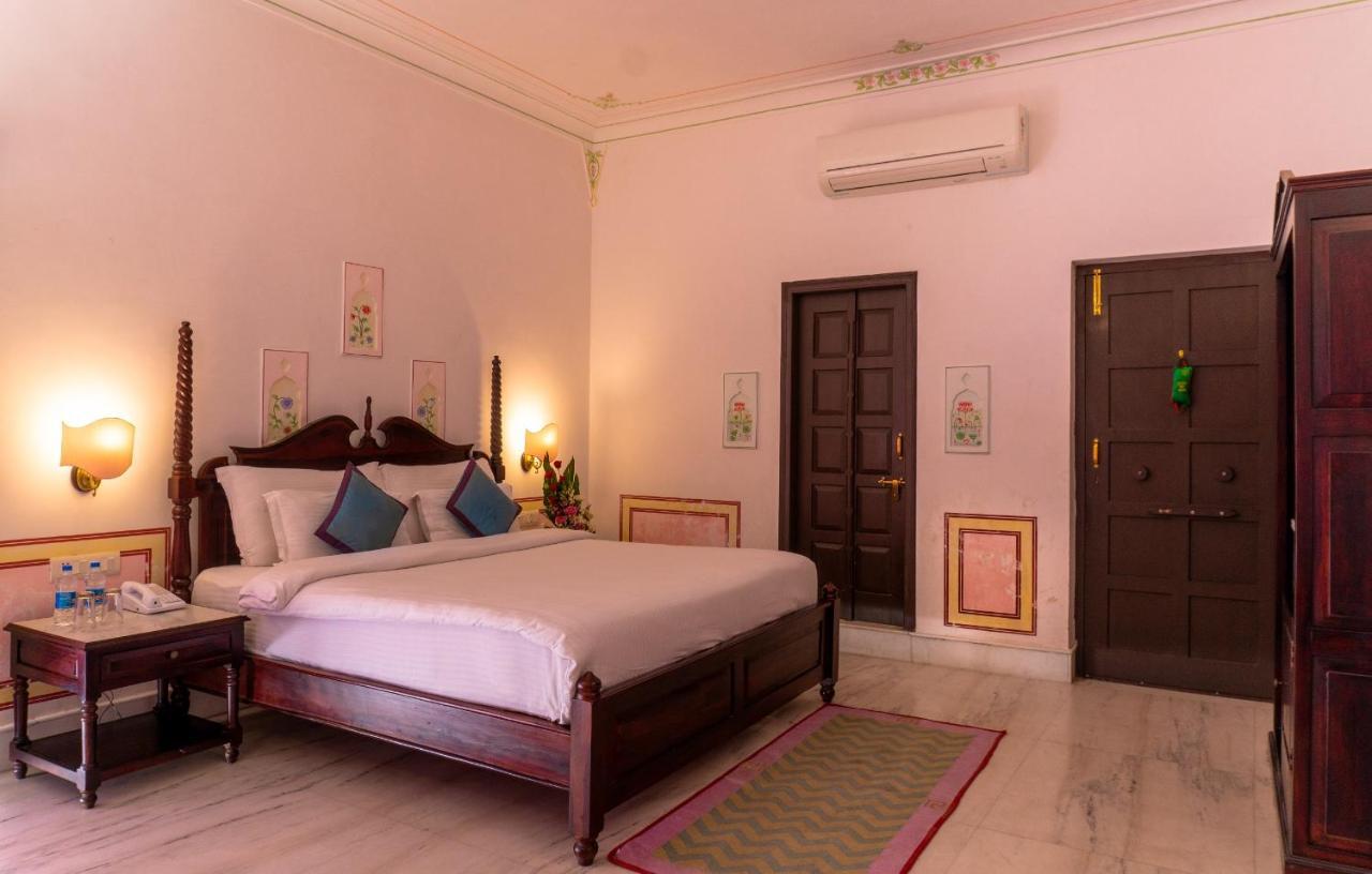 Amar Kothi Hotel Udaipur Exterior photo