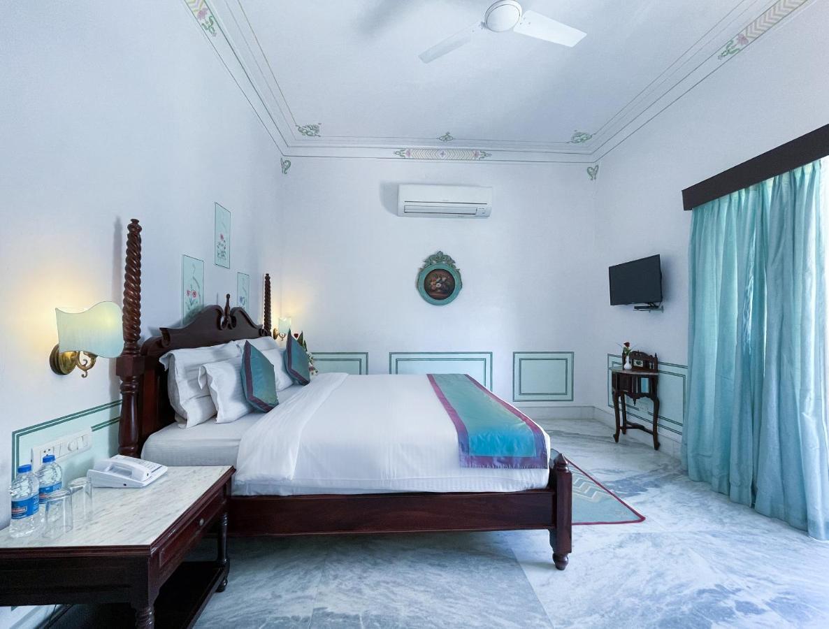 Amar Kothi Hotel Udaipur Exterior photo