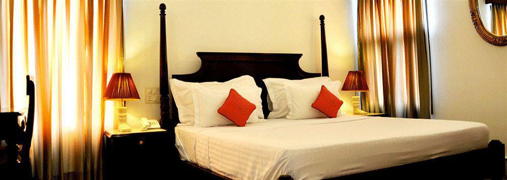 Amar Kothi Hotel Udaipur Exterior photo